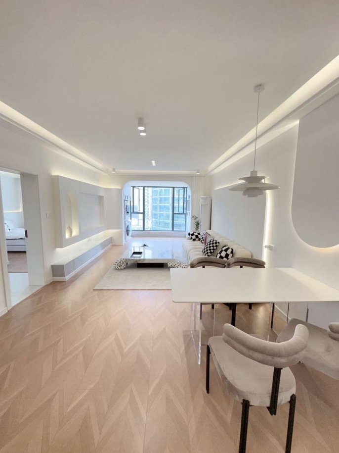 3 Brs, 2 Baths, 150 sqm, Floor Heating/Oven/Dryer/Park @ Changshou rd L7&13