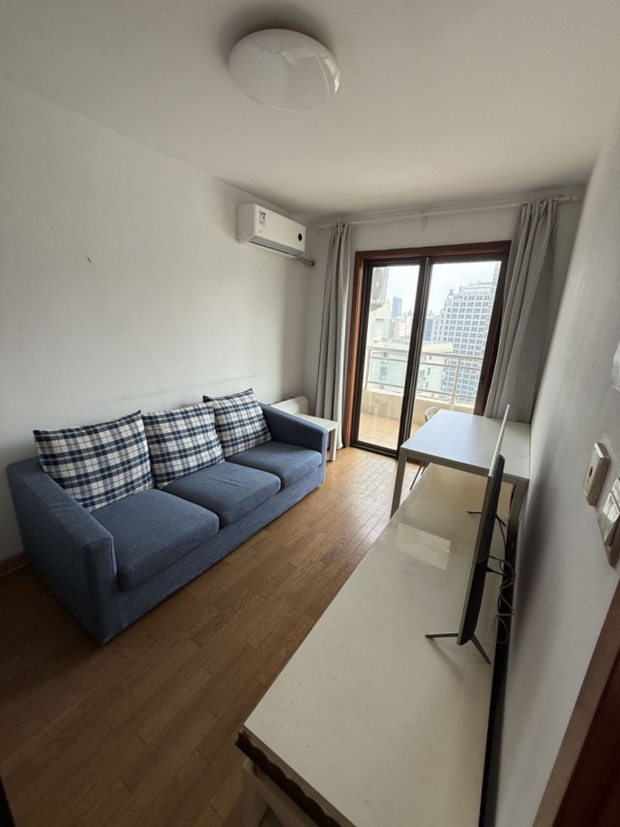 Elevator 1Br/1Lr/1Bt apt nr Xujiahui,M1/9/11