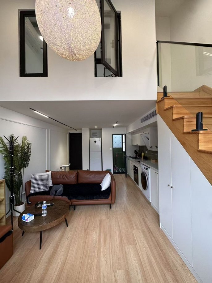 Jing'an temple 1BR 2BATH apartment