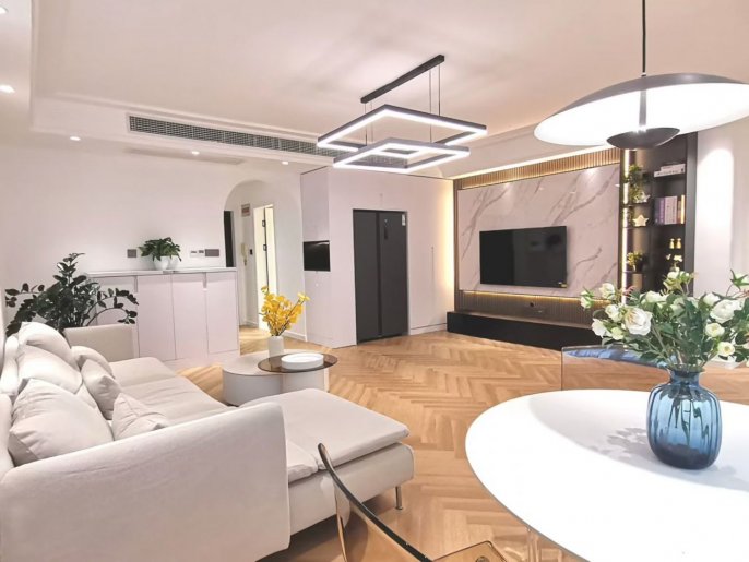 130 sqm 2 br+2 bath high rise &floor heating/Changshou rd 14.8K