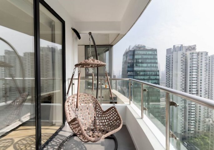 Modern duplex 3brs open balcony good view in core west nan jing road CBD line 2,12,13