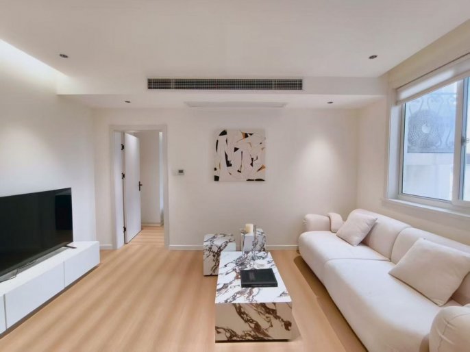 SH Stadium 1BR 2LR@L4,elevator/82 sqm/big living room