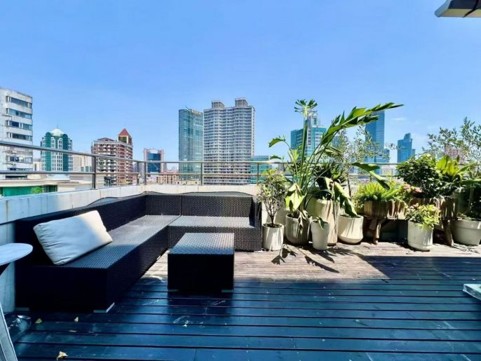 Amazing 1Br in Walton Plaza