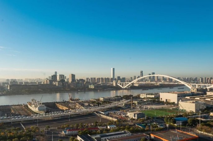 Nice river view 3brs2baths@ south xizang rd