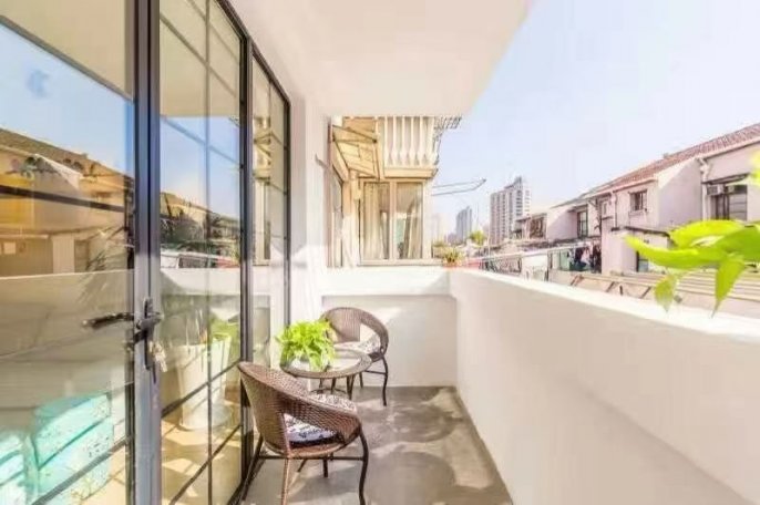 Brightly 2+1rooms with open balcony in xintian di