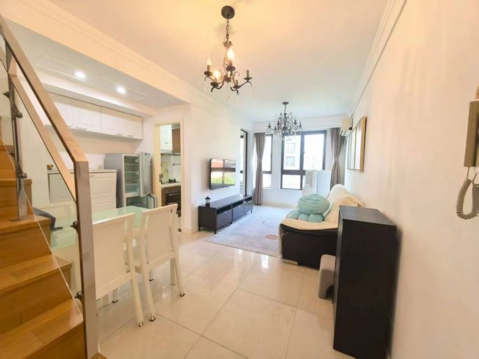 Loft & Elevator 1BR+1LR /New Compound/Hongqiao RD STA M3/4/10/5F /8.5K