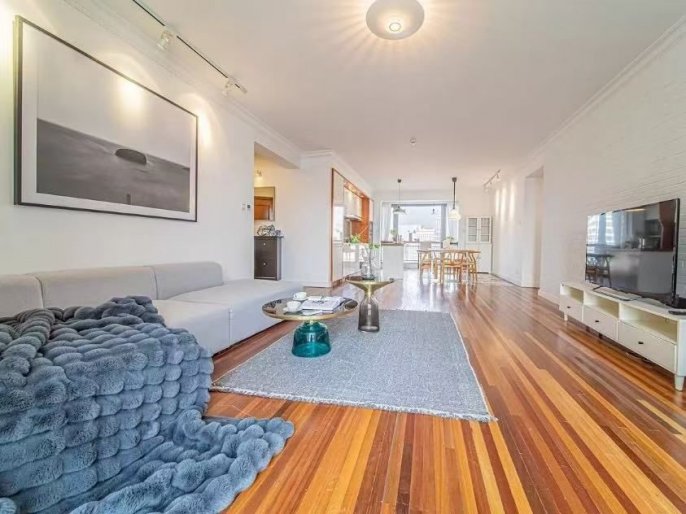 Decent 3Brs in The Summit