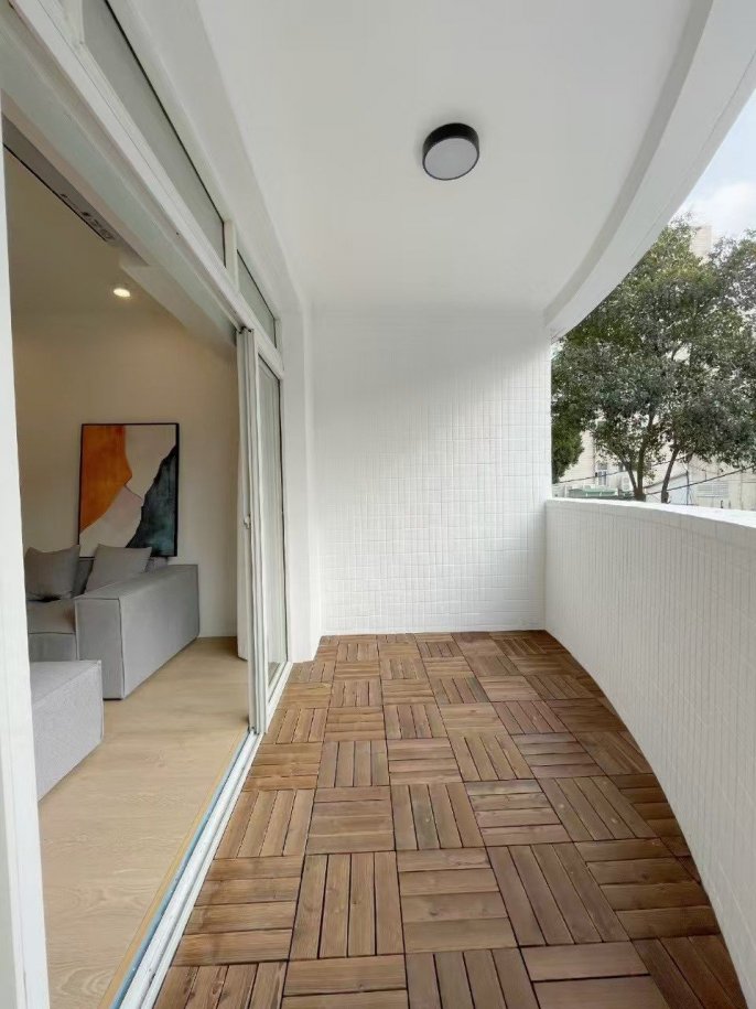 Wall heating 3Br Balcony Loushanguan Rd