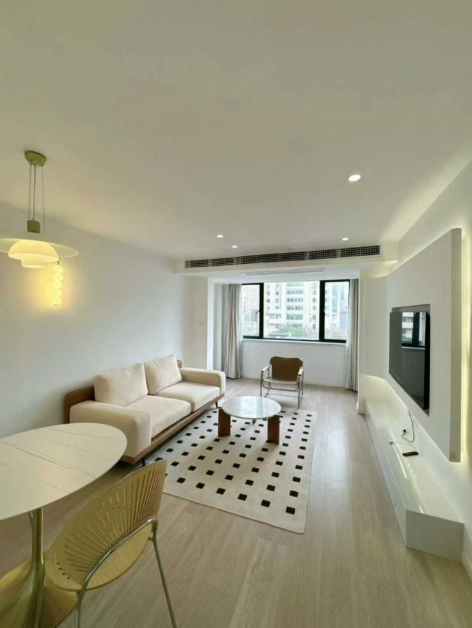 Elevator Spacious 1Br/2Lr/1Bt Close to L7 Changping Rd Station