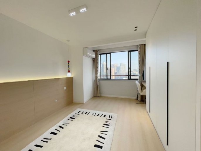 Brightly 2rooms with elevator in pudong century avenue
