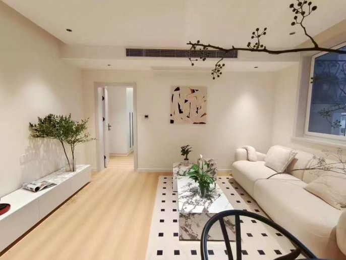 1-Bedroom Apartment in Aizhong Aihua Apartment /Don't Miss Out