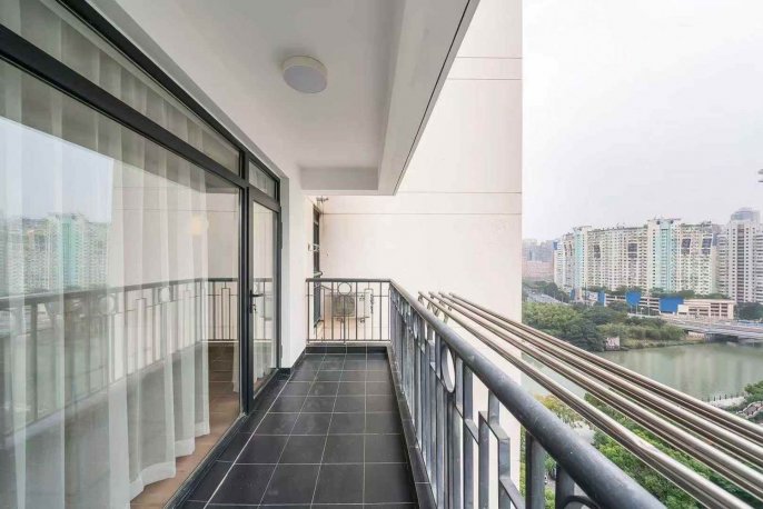 Stunning 3br with Balcony at Putuo &Suzhou River M3/4