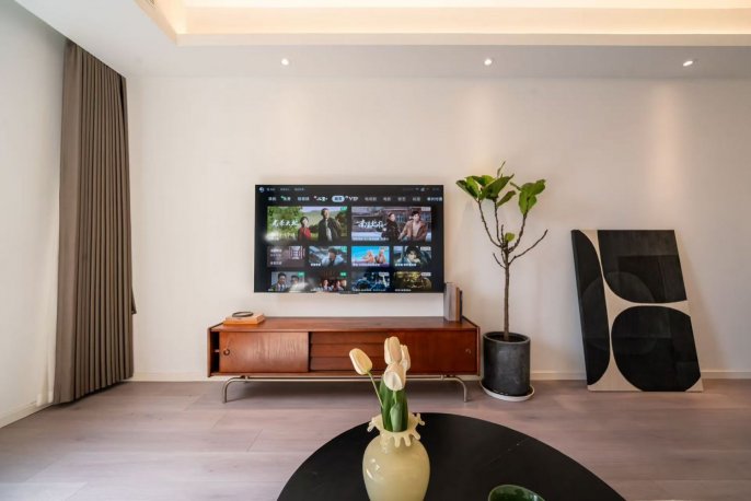 1-Bedroom Apartment with Huge Balcony in Xujiahui! 95㎡ for 13,000 RMB