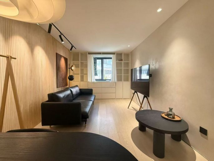 Jing'an, Cangping Rd, high-quality1 Br,Floor heating, central AC