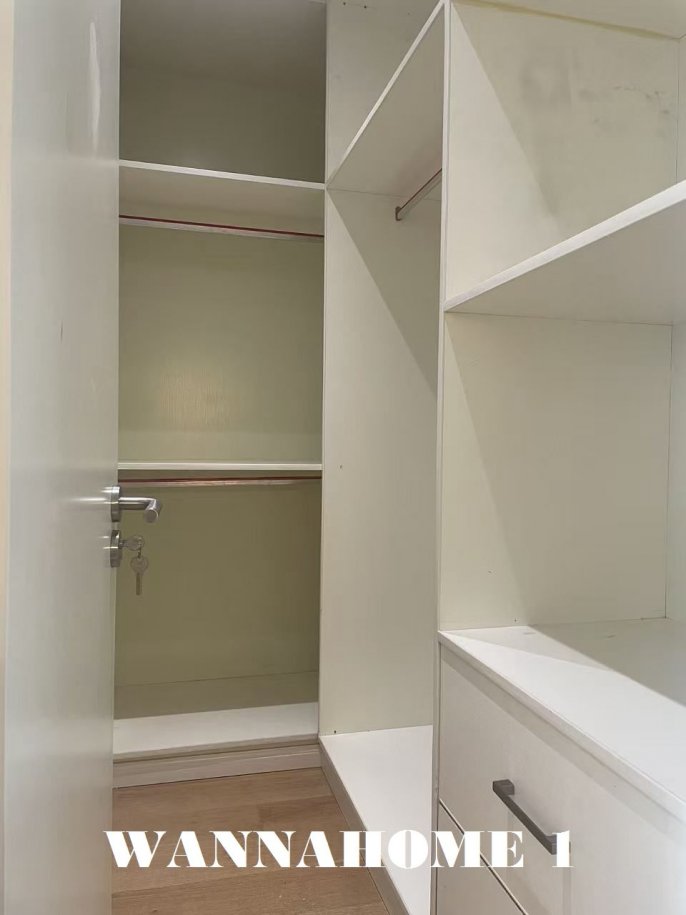 Spacious&Modern 3Bdrs 2Baths Apt+L10/11 Jiaotong Uni.+Great Building+Awesome View