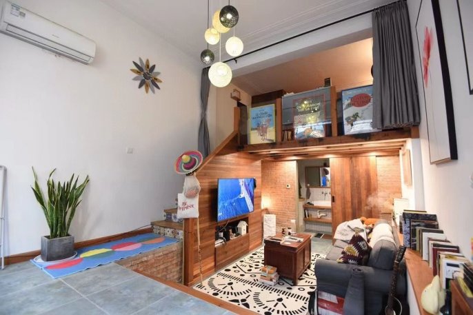 Cozy 1br loft@floor heating with yard near Changshu Road