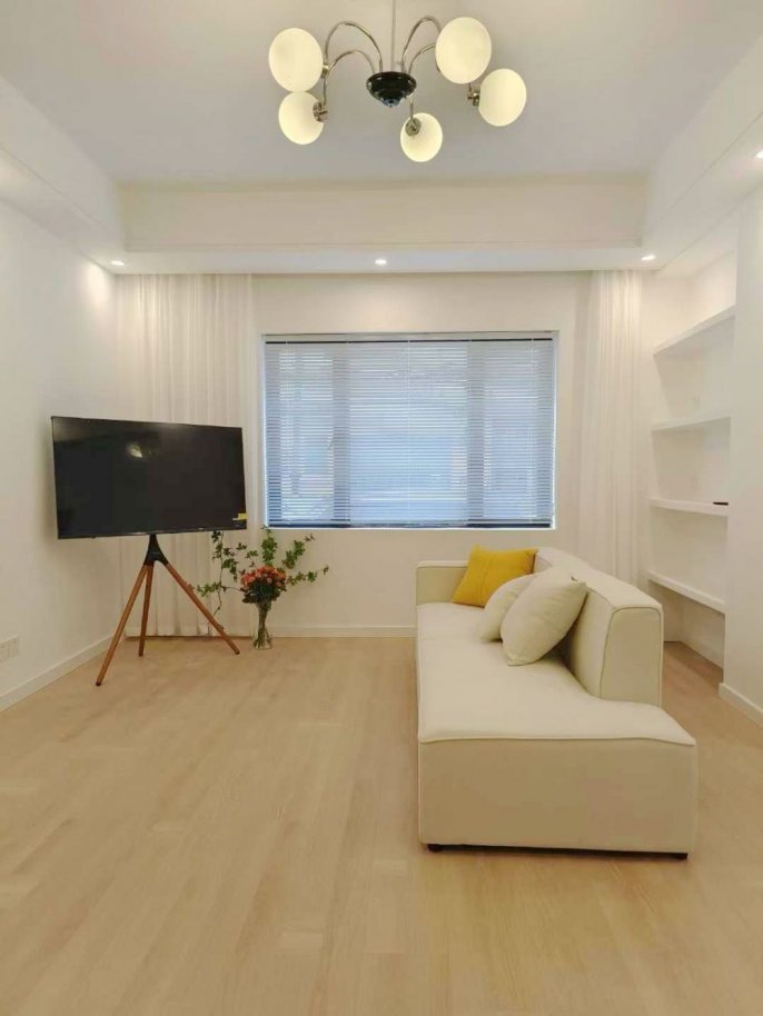 Valuable Tianping/Huaihai Rd with Floorheating/Central AC 9.8K