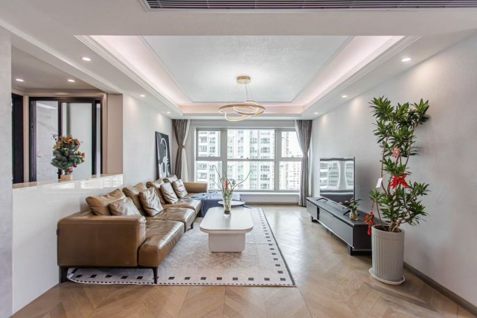 Changping Rd metro/3br2bt/central AC/floor heat/oven/free club/tennis court/pool/gym