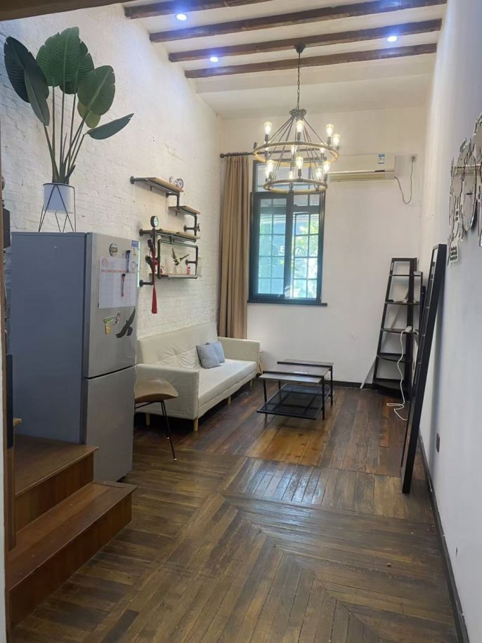 1BR loft near line 1/10/12 S.Shan'xi Rd and IAPM can long and short lease