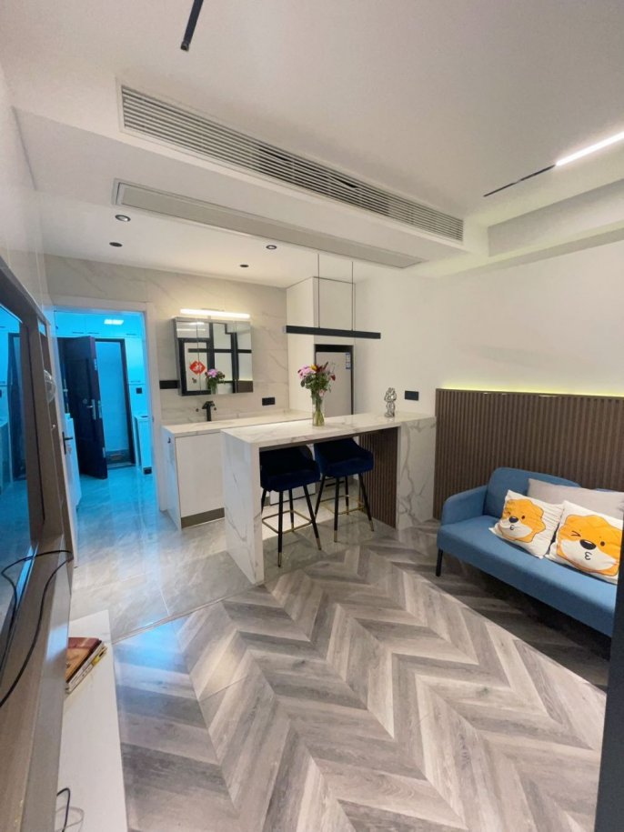 1-Bedroom Apartment Near Zhongshan Park | Prime Location‌