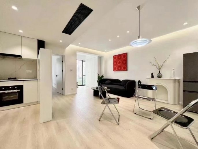 Tianzifang Sinan Garden Decent 1br/2lv/1bt apt with floor heating; L9