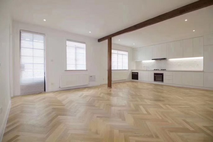 West Fuxing road 3 bdrs old apartment for rent