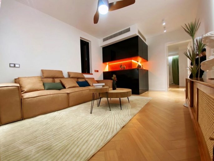 10.5k Newly 1Br with floor heating Nr Jiangsu Rd.line2/11