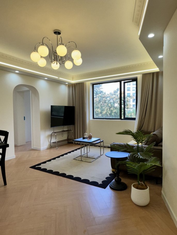 Green view 3Br + floor heating + central AC | New renovation | Xujiahui CBD